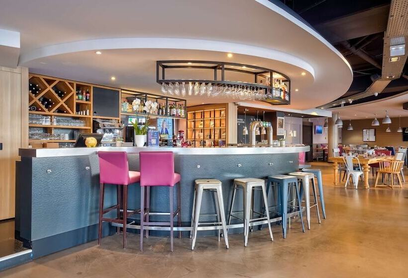 酒店 Campanile Paris Ouest Pont De Suresnes