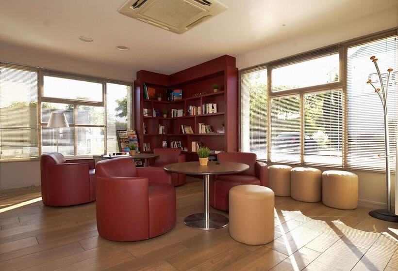 בית מלון כפרי Campanile Reims Ouest  Tinqueux