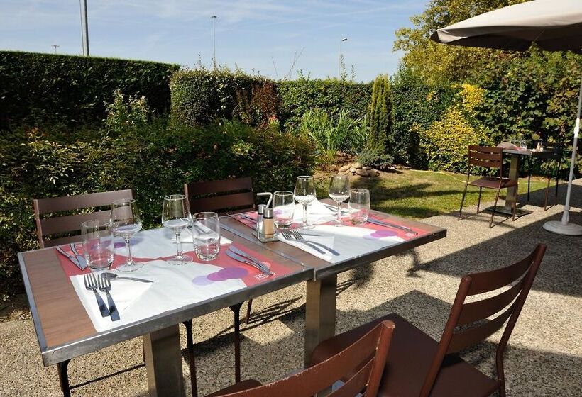 Отель Campanile Toulouse Sud  Labege Innopole