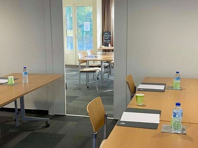 בית מלון כפרי Campanile Tours Sud ~ Joué Les Tours