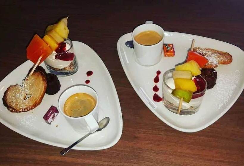 בית מלון כפרי Campanile Tours Sud ~ Joué Les Tours