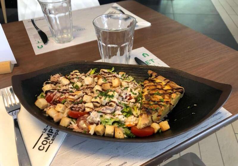 בית מלון כפרי Campanile Tours Sud ~ Joué Les Tours