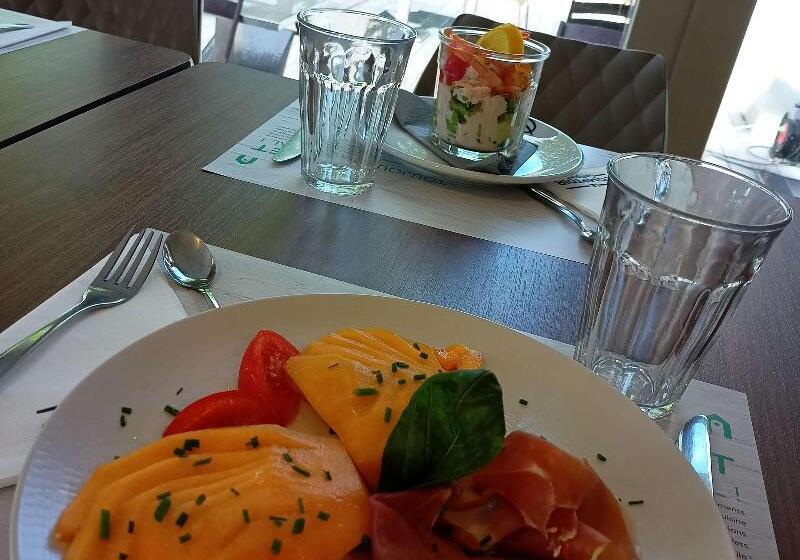 בית מלון כפרי Campanile Tours Sud ~ Joué Les Tours