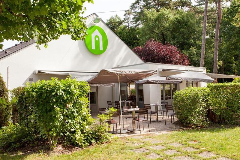 בית מלון כפרי Campanile Tours Sud ~ Joué Les Tours