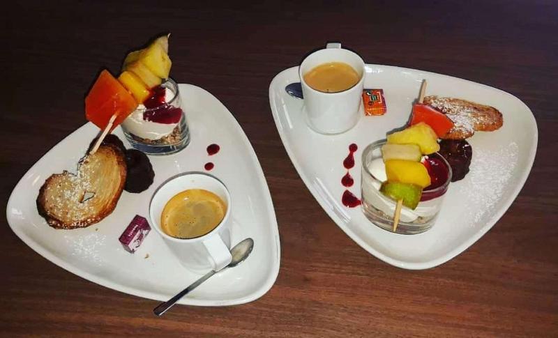 בית מלון כפרי Campanile Tours Sud ~ Joué Les Tours