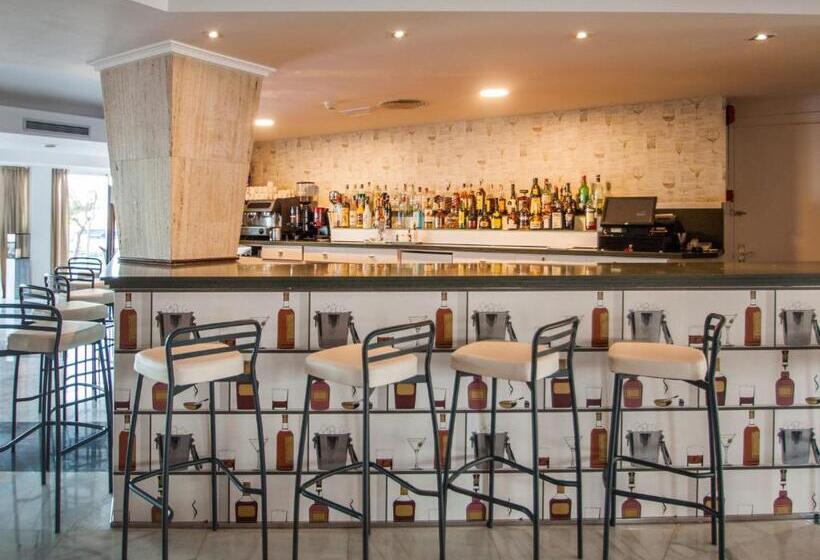 호텔 Catalonia del Mar - Adults Only