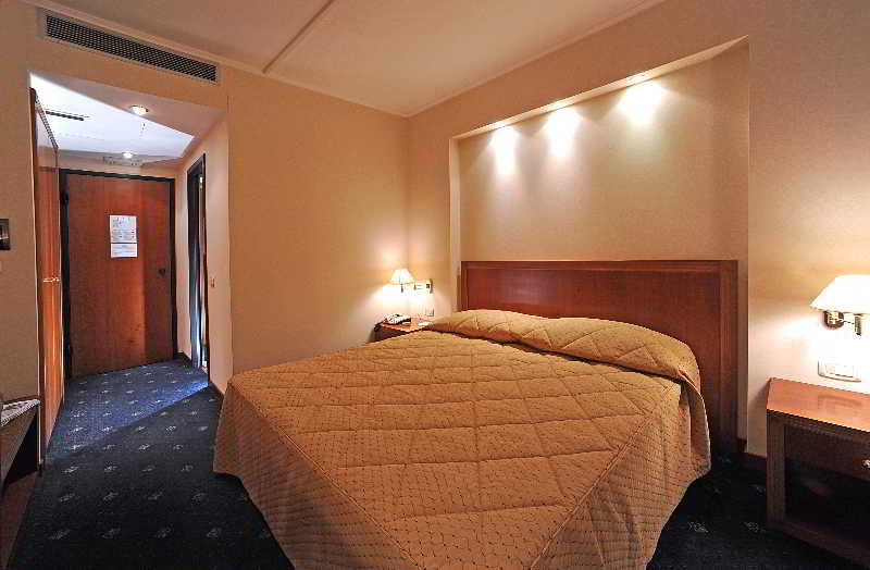 ホテル Cavalieri Park