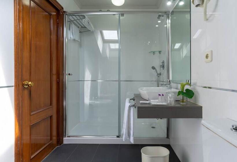 ホテル Chateau La Roca