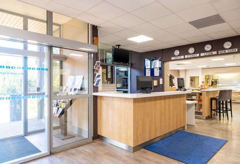 Comfort Hotel Aeroport Lyon St Exupery