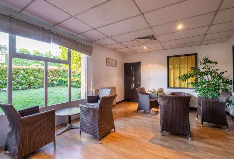 Comfort Hotel Orly Rungis