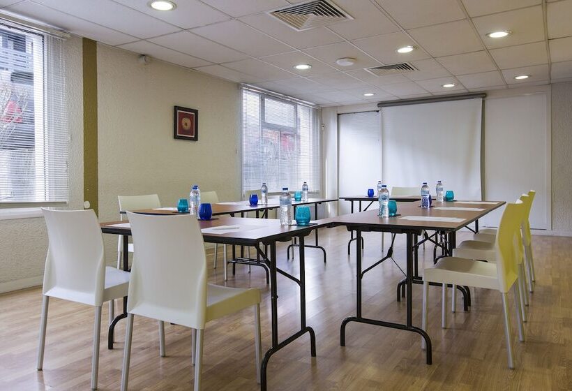 Comfort Hotel Orly Rungis