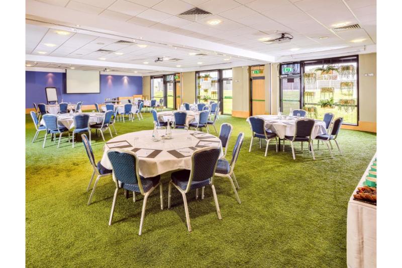 فندق Cork Airport