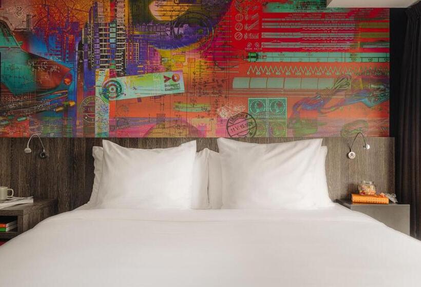 Crown Hotel Eindhoven Centre