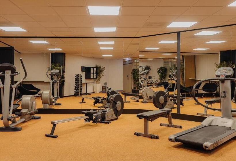 Crown Hotel Eindhoven Centre