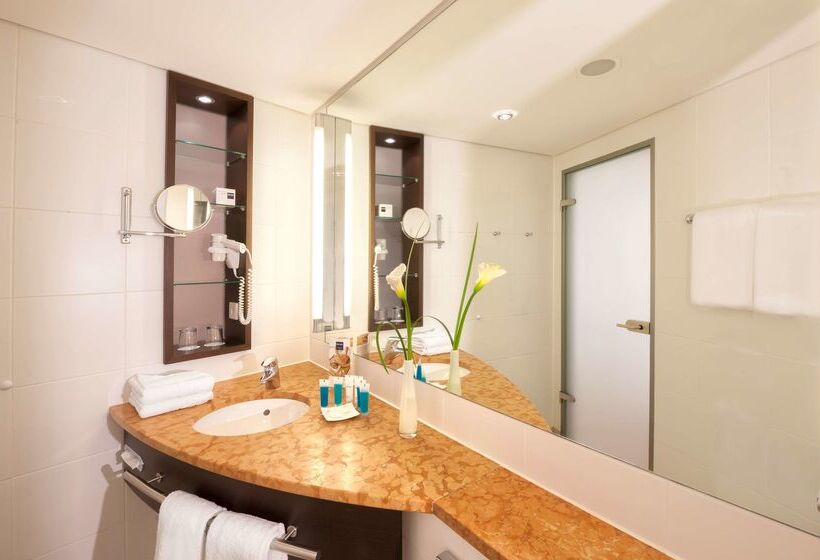 هتل Dorint An Der Kongresshalle  Augsburg