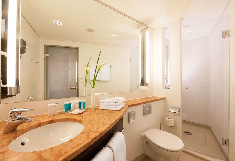 هتل Dorint An Der Kongresshalle  Augsburg