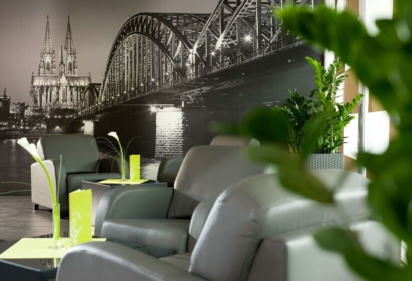 호텔 Essential By Dorint Köln Junkersdorf