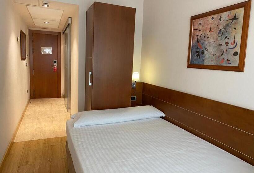 هتل Duerming Longoria Plaza