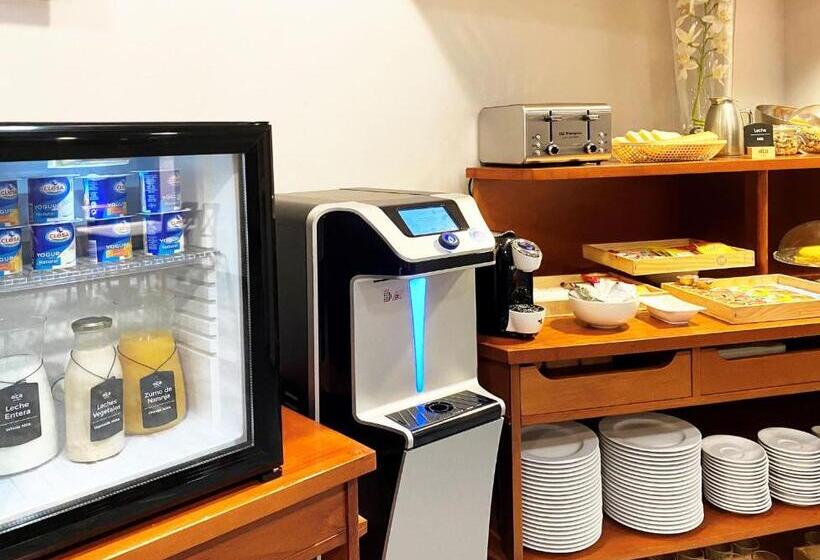 هتل Duerming Longoria Plaza