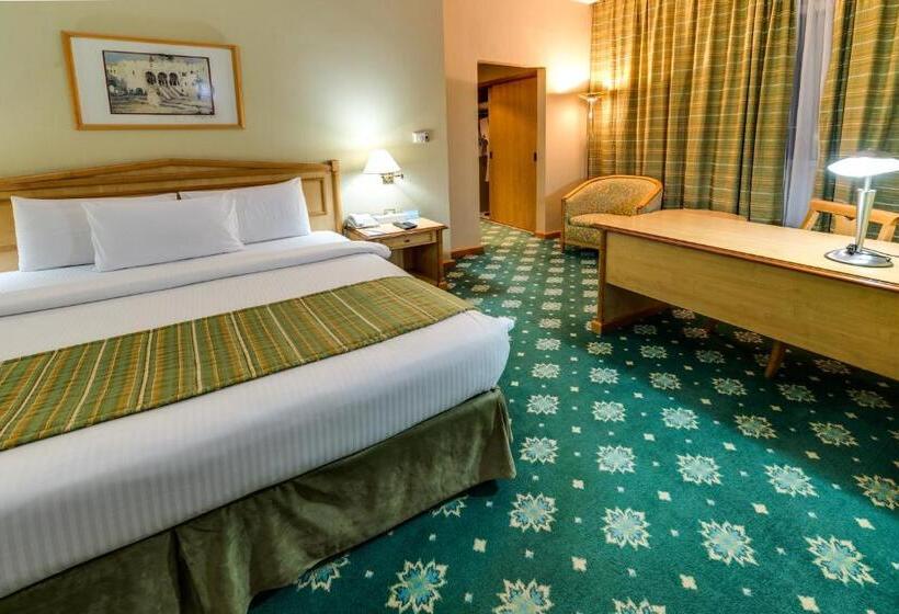 Отель Grand Continental