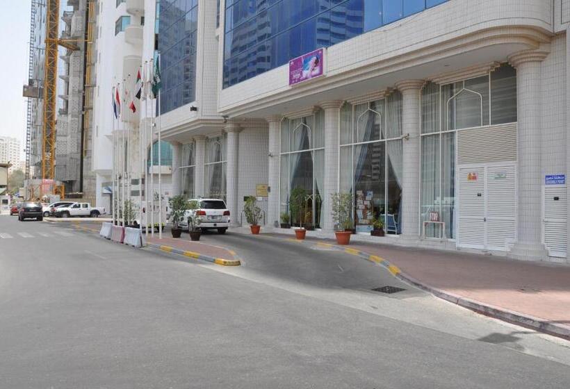 Отель Grand Continental