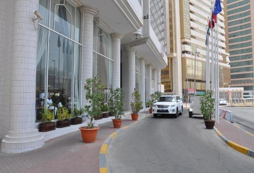 Отель Grand Continental