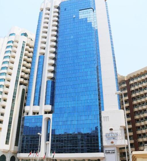 Отель Grand Continental