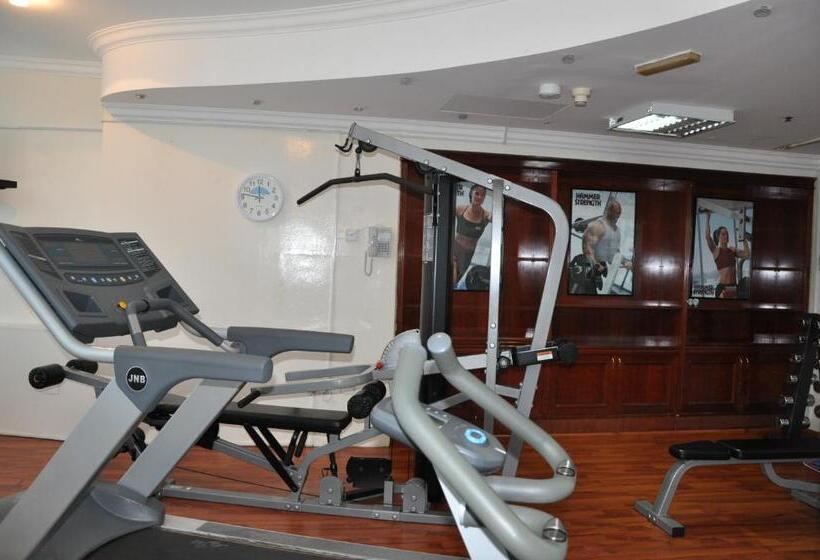 Отель Grand Continental