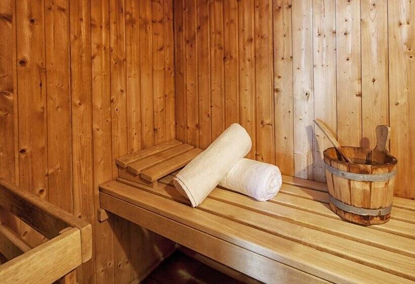 Отель Hm Gran Fiesta