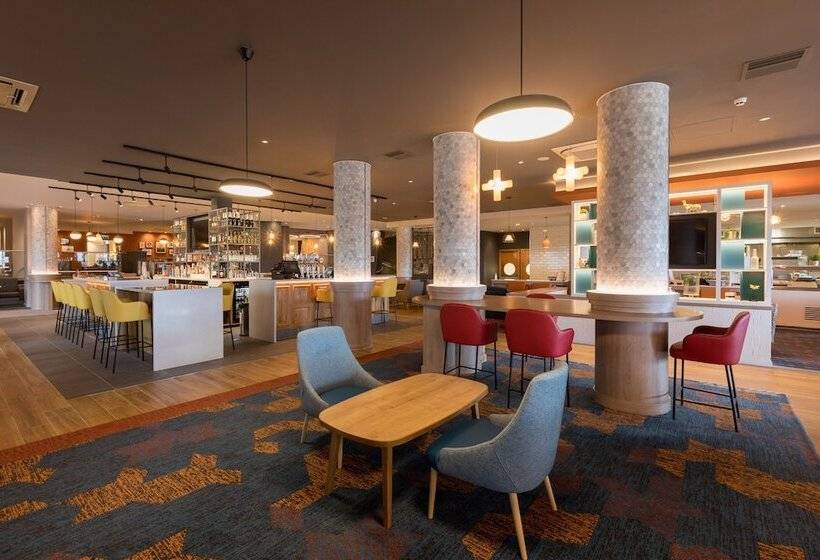 בית מלון כפרי Holiday Inn Edinburgh Zoo, An Ihg