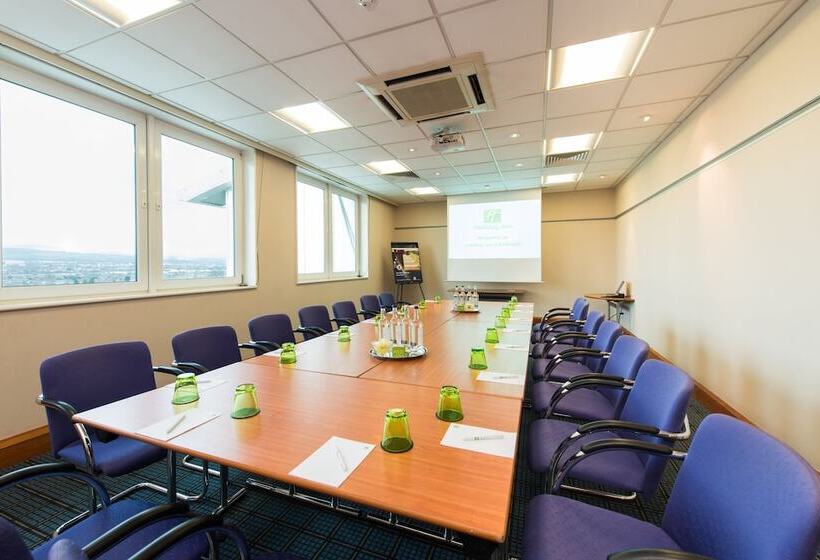 בית מלון כפרי Holiday Inn Edinburgh Zoo, An Ihg