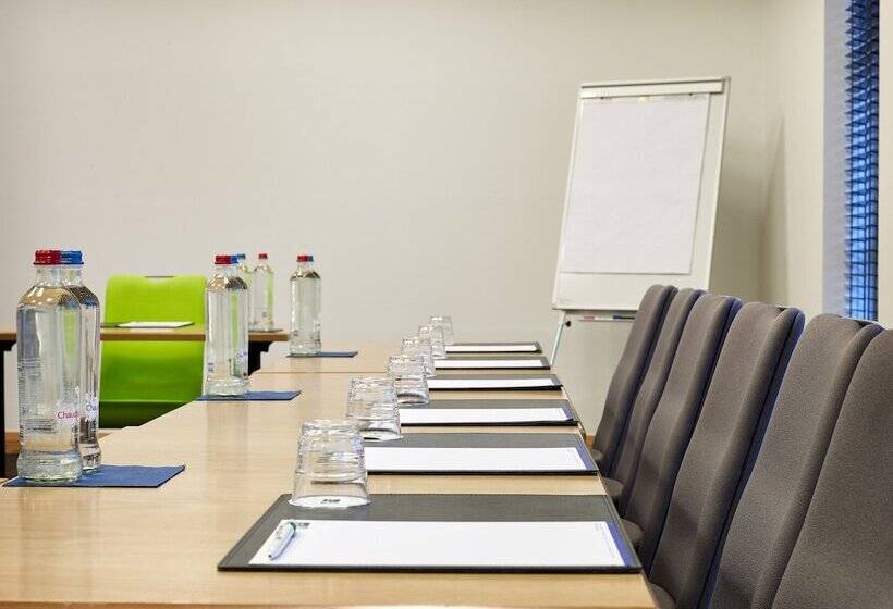 ホテル Holiday Inn Express Hasselt, An Ihg