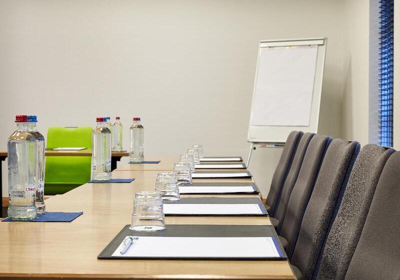 فندق Holiday Inn Express Hasselt, An Ihg