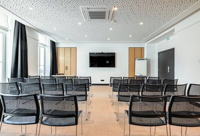 ホテル Apollinaire Nice