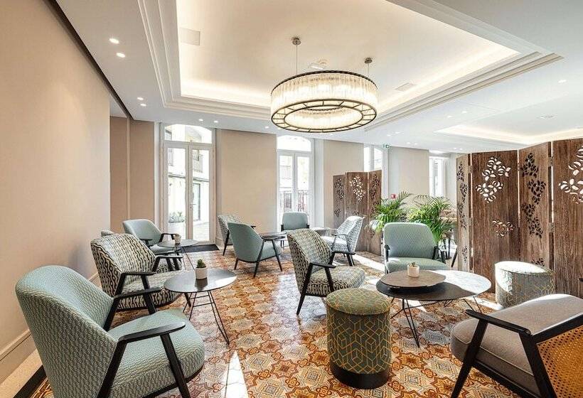 ホテル Apollinaire Nice