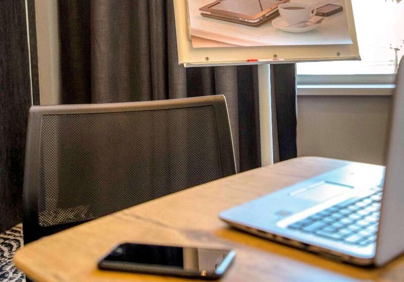 فندق Hôtel Mercure Cavaillon