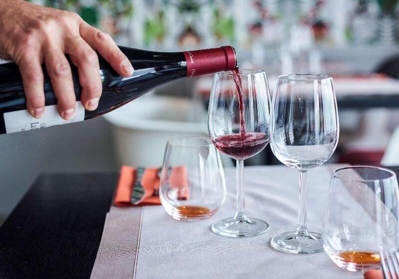 هتل Hôtel Mercure Le Mans Batignolles