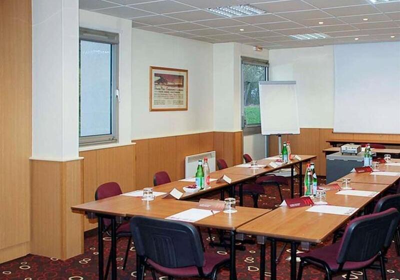 هتل Hôtel Mercure Le Mans Batignolles