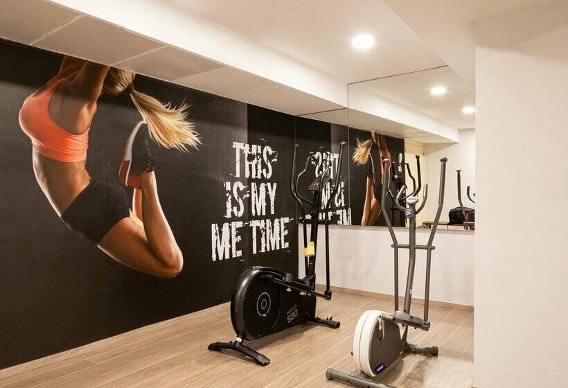 Отель htop Calella Palace & Spa 4* Sup