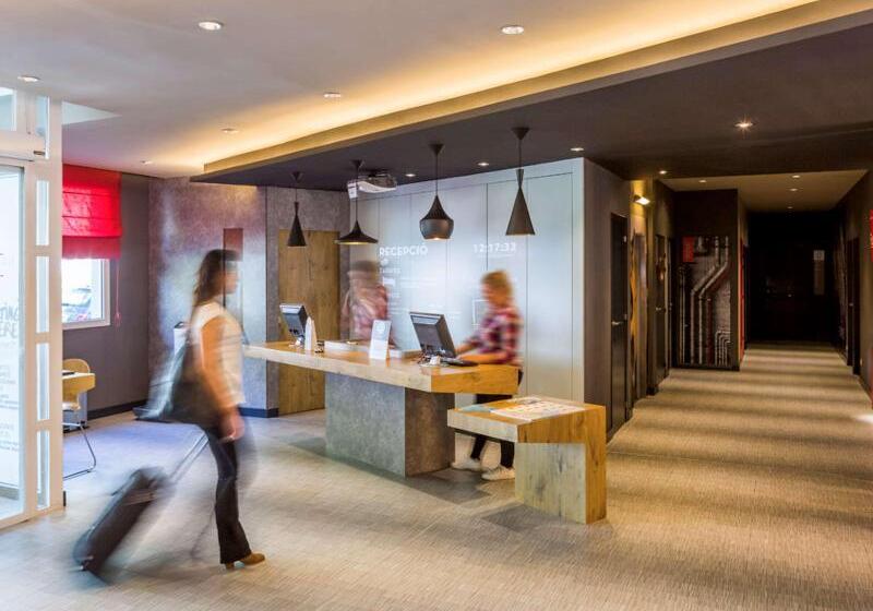 호텔 Ibis Barcelona Castelldefels