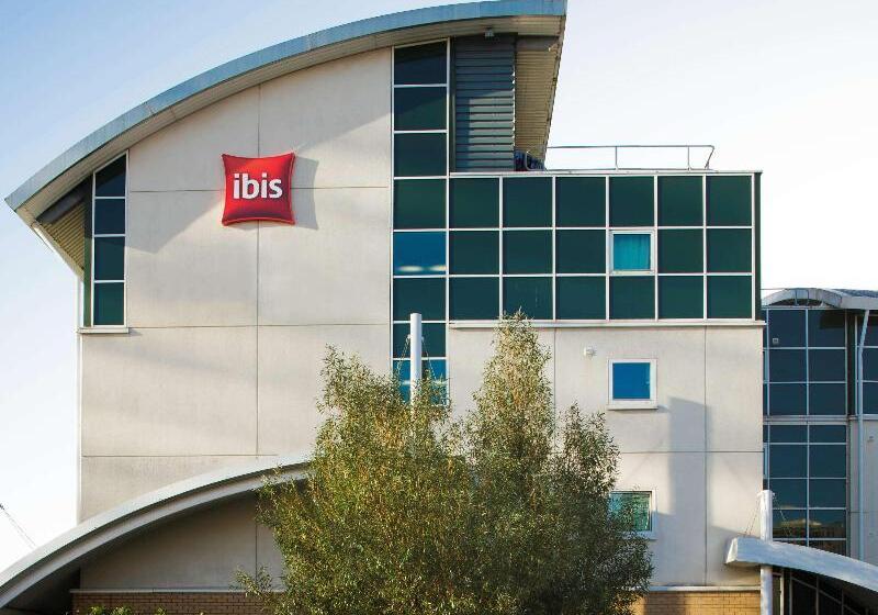 酒店 Ibis Cardiff