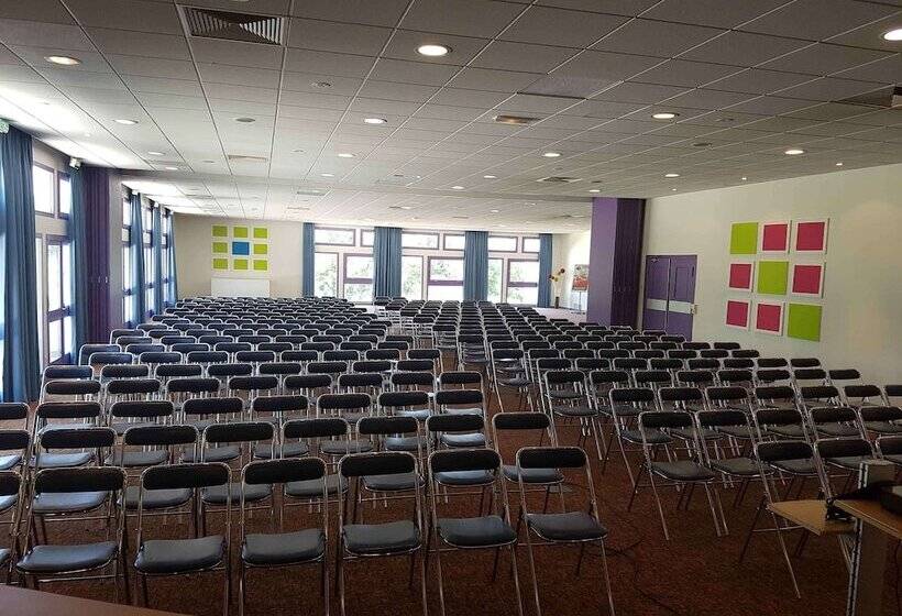 호텔 Ibis Styles Arles Palais Des Congrès