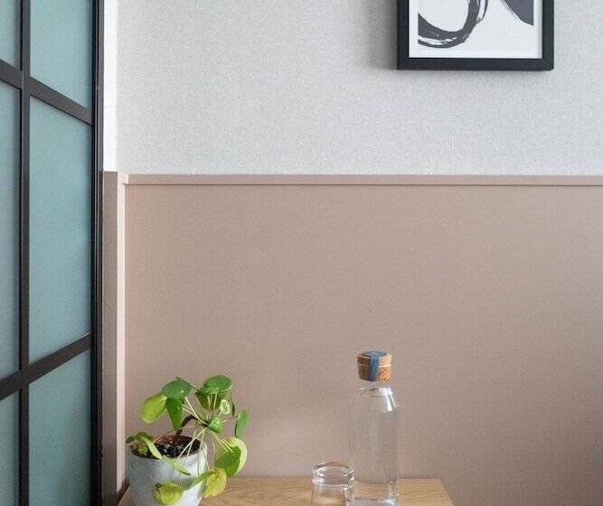 Inhabit Queen S Gardens, A Member Of Design Hotels