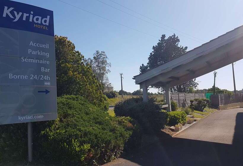 Отель Kyriad Angoulême Nord Champniers Hôtel & Résidence
