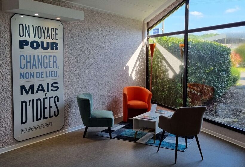 Отель Kyriad Angoulême Nord Champniers Hôtel & Résidence