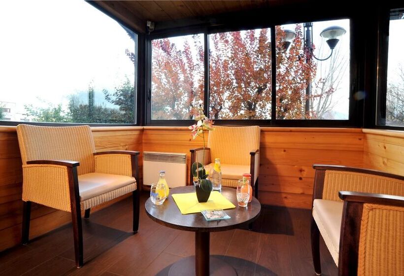 فندق Kyriad Annecy Cran Gevrier