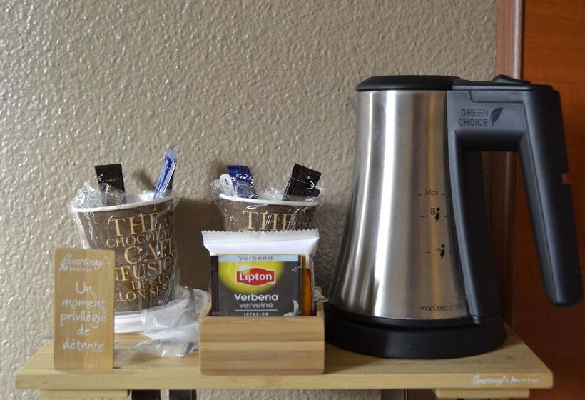 בית מלון כפרי Restaurant Kyriad Brive Centre