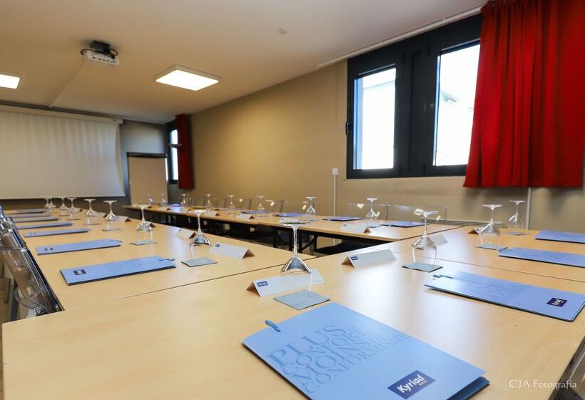 בית מלון כפרי Restaurant Kyriad Brive Centre