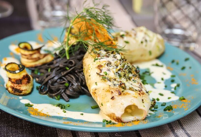 בית מלון כפרי Restaurant Kyriad Brive Centre