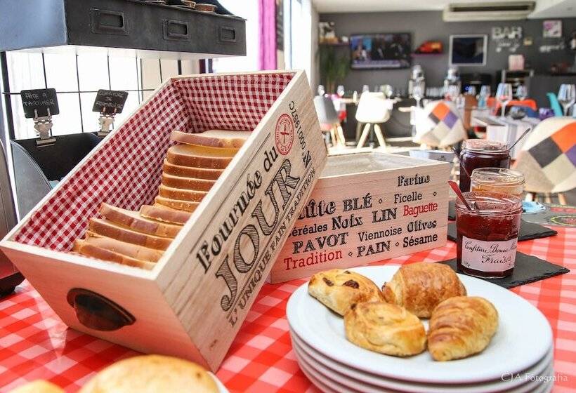 בית מלון כפרי Restaurant Kyriad Brive Centre